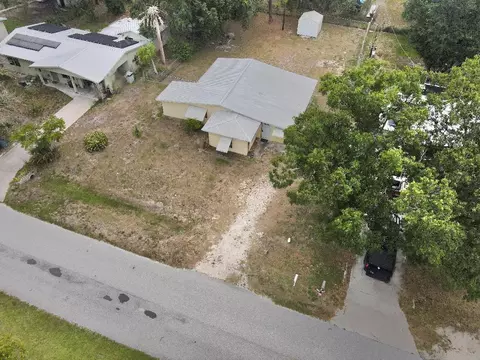 View/Area - 325 SE 16th Ave, Okeechobee, FL 34974 photo 3 of 4