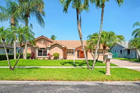 5531 Hawkes Bluff Ave, Davie, FL 33331
