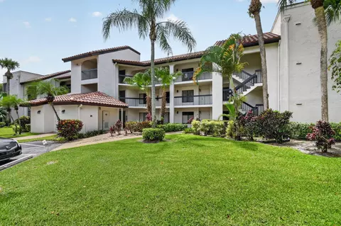 10173 Mangrove Dr #204, Boynton Beach, FL 33437