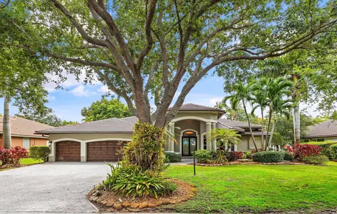 6867 NW 107th Ter, Parkland, FL 33076
