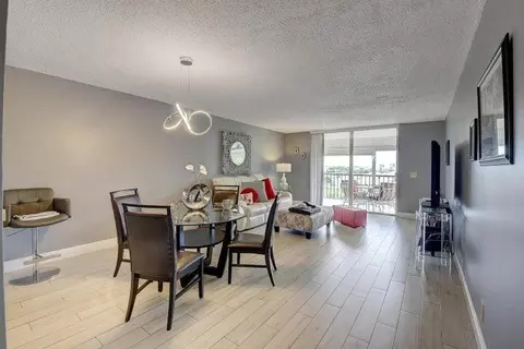 14723 Cumberland Dr #4060, Delray Beach, FL 33446