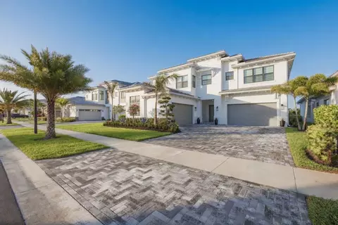 9931 Migration Pt, Palm Beach Gardens, FL 33412
