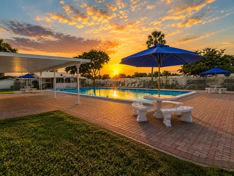 2501 W Golf Blvd #127, Pompano Beach, FL 33064