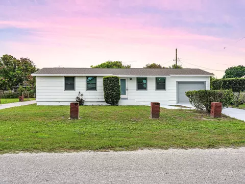 1028 Kentucky Ave, Clewiston, FL 33440