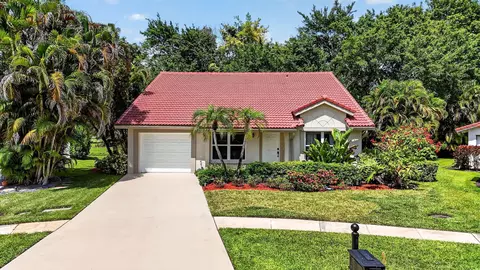 19536 Sea Pines Way, Boca Raton, FL 33498