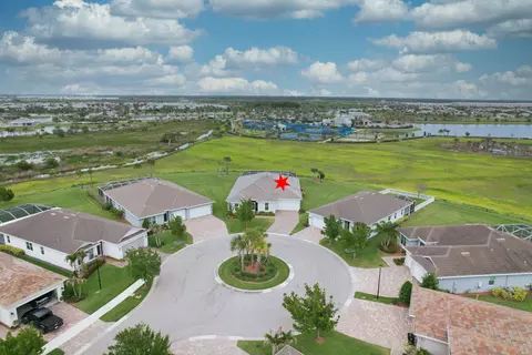 10205 SW Pervenche Ln, Port Saint Lucie, FL 34987