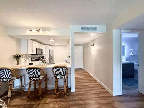 11 Royal Palm Way #PH 303, Boca Raton, FL 33432