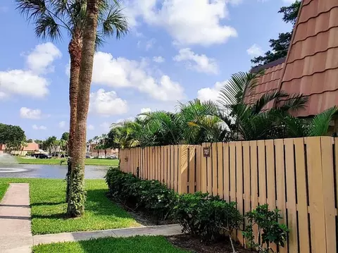 707 Mill Valley Pl, West Palm Beach, FL 33409