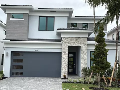 1012 Raleigh Way, Wellington, FL 33414