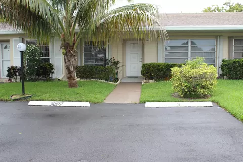 8573 Boca Dr #3, Boca Raton, FL 33433