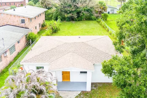 1110 N 22nd St, Fort Pierce, FL 34950