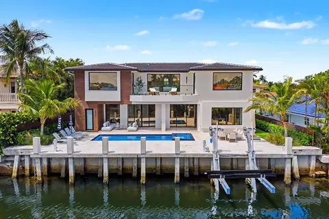 798 Havana Dr, Boca Raton, FL 33487