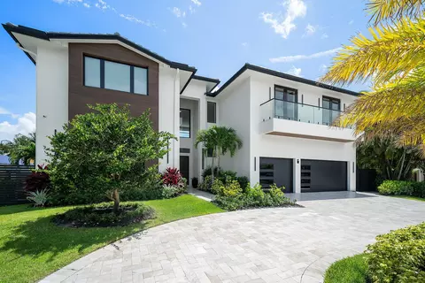 798 Havana Dr, Boca Raton, FL 33487