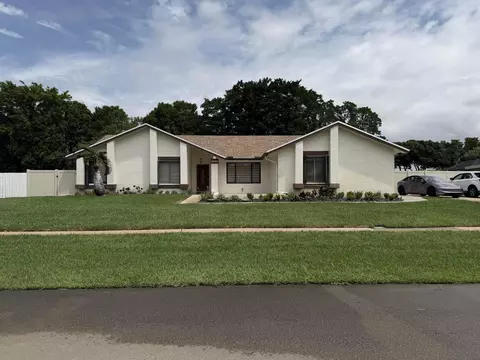 18235 104th Ter S, Boca Raton, FL 33498