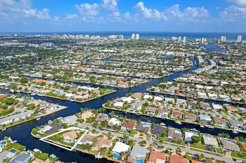 View/Area - 391 SE 7th Ave, Pompano Beach, FL 33060 photo 3 of 3
