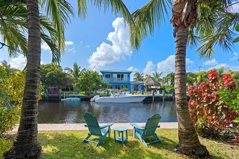 Exterior - 391 SE 7th Ave, Pompano Beach, FL 33060 photo 4 of 10