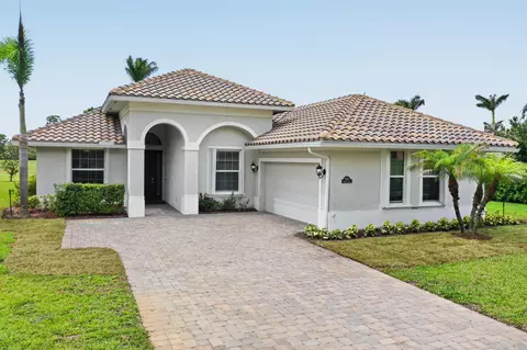 9531 Shadow Ln, Fort Pierce, FL 34951