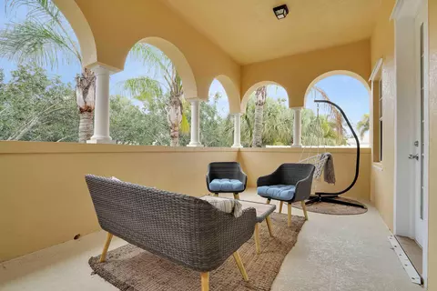 Exterior - 217 Florence Dr, Jupiter, FL 33458 photo 5 of 13