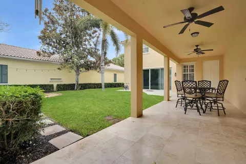 Exterior - 217 Florence Dr, Jupiter, FL 33458 photo 9 of 13