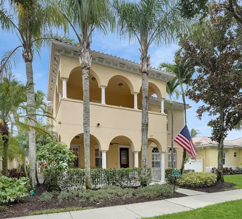 217 Florence Dr, Jupiter, FL 33458