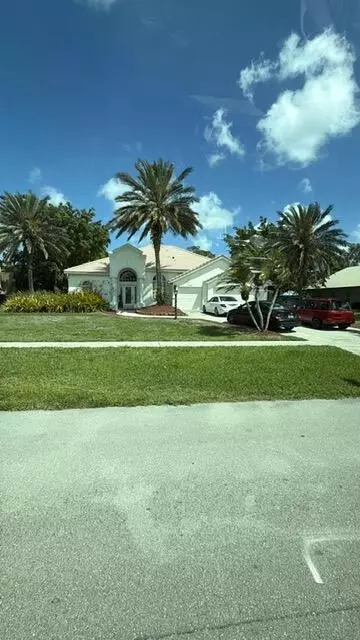 4447 Hunting Trl, Lake Worth, FL 33467