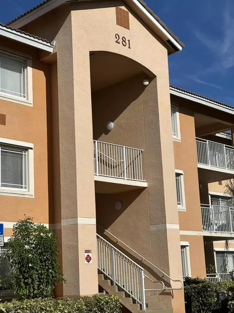 281 SW Palm Dr #201, Port Saint Lucie, FL 34986