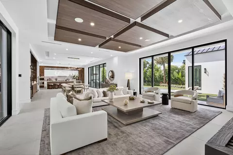 123 Murray Rd, West Palm Beach, FL 33405