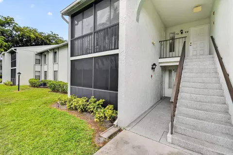 3594 Alder Dr #F2, West Palm Beach, FL 33417