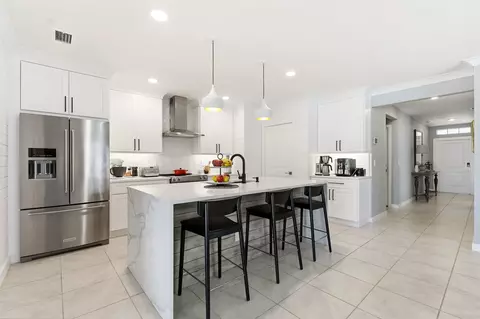 Kitchen - 3899 SE Lee St, Stuart, FL 34997 photo 1 of 5