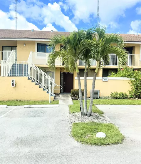 430 NW 214th St #103, Miami Gardens, FL 33169