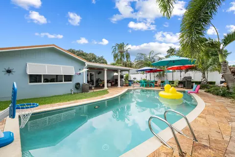 6816 NW 28th Ter, Fort Lauderdale, FL 33309