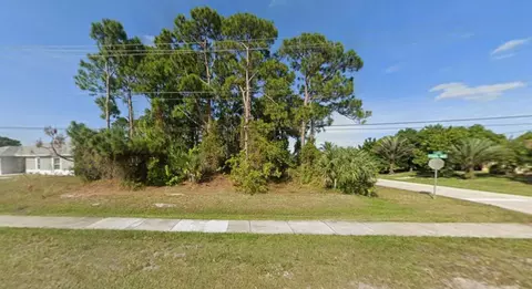 801 SW California Blvd, Port St Lucie, FL 34953