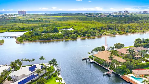 14324 Paradise Point Rd, Palm Beach Gardens, FL 33410