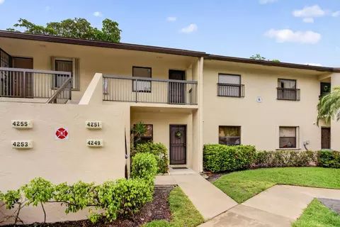 4251 Carambola Cir S, Coconut Creek, FL 33066