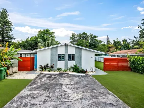 804 SW 28th St #1-2, Fort Lauderdale, FL 33315