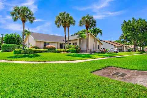18375 104th Ter S, Boca Raton, FL 33498