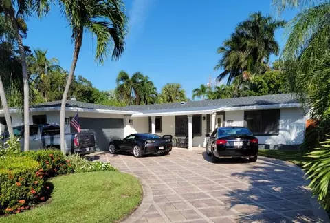 1745 NE 36th St, Oakland Park, FL 33334