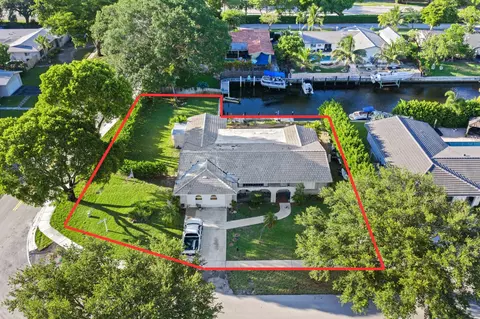 6241 SW 14th St, Plantation, FL 33317