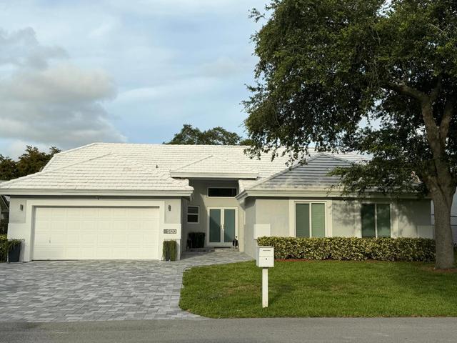 5120 NW 43rd Ter, Coconut Creek, FL 33073