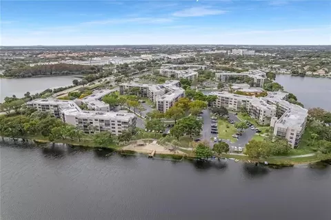 901 Colony Point Cir #523, Pembroke Pines, FL 33026