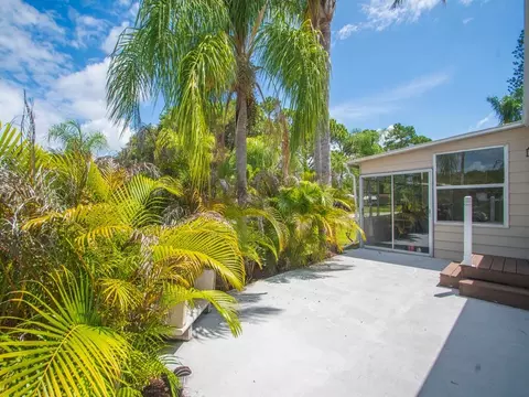 78 W Caribbean, Port Saint Lucie, FL 34952