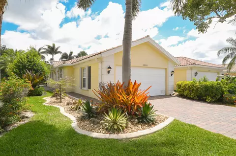 10653 SW Hartwick Dr, Port Saint Lucie, FL 34987