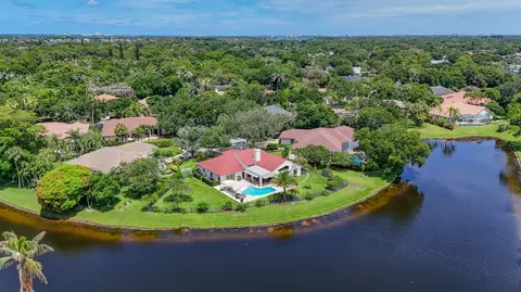 View/Area - 134 Gothic Cir, Jupiter, FL 33458 photo 2 of 2