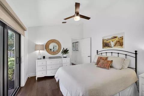Bedroom - 134 Gothic Cir, Jupiter, FL 33458 photo 3 of 3