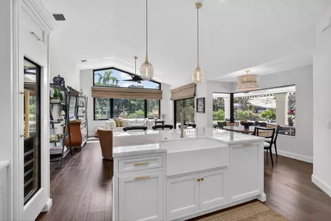Kitchen - 134 Gothic Cir, Jupiter, FL 33458 photo 2 of 6