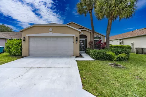 72 Paxford Ln, Boynton Beach, FL 33426