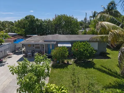 3230 Orange St, Boynton Beach, FL 33435