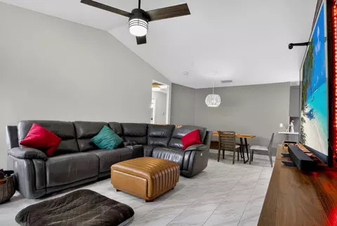 6221 Country Fair Cir, Boynton Beach, FL 33437