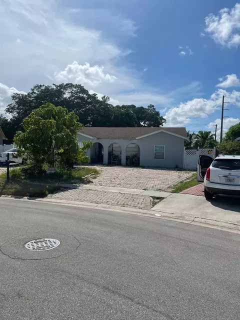 22035 SW 58th Ave SW, Boca Raton, FL 33428