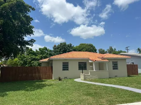 875 Westward Dr, Miami Springs, FL 33166